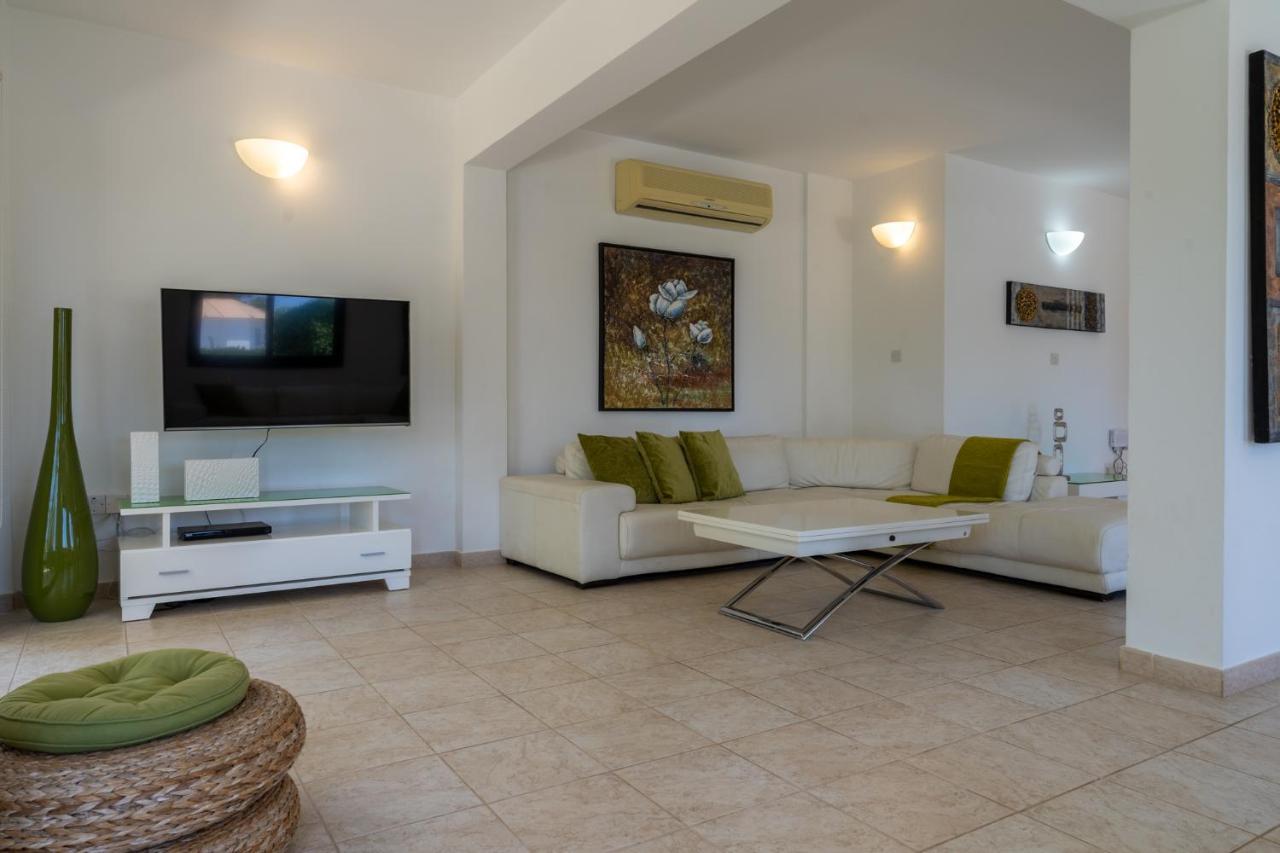 Lime 3-Bedroom Villa In Protaras Dış mekan fotoğraf